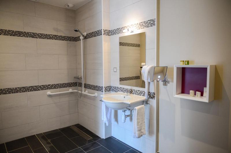Logis La Lentillere - Restaurant Cote Parc Lalacelle Room photo